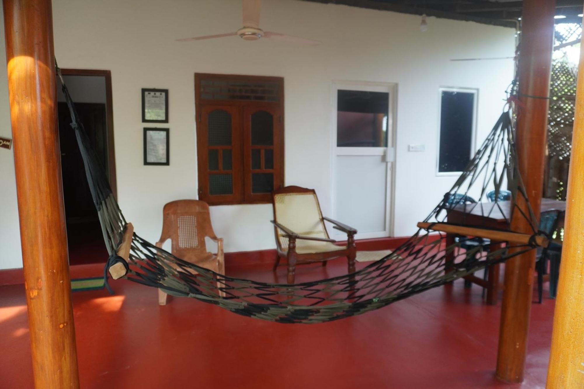 Vibushan Guest House Nilaveli Ruang foto